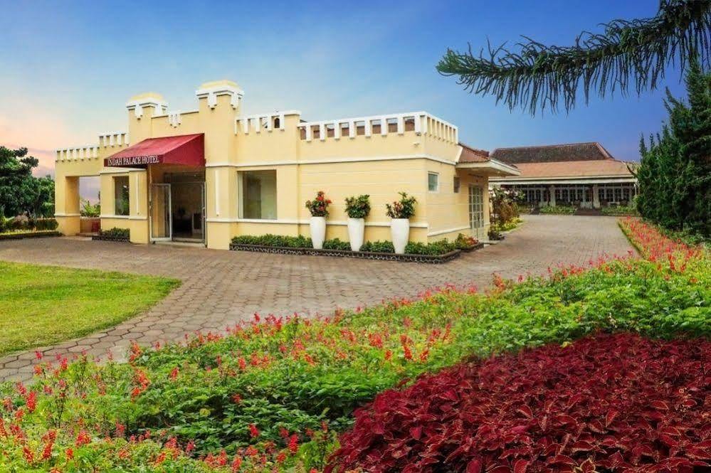 Hotel Indah Palace Tawangmangu Eksteriør billede